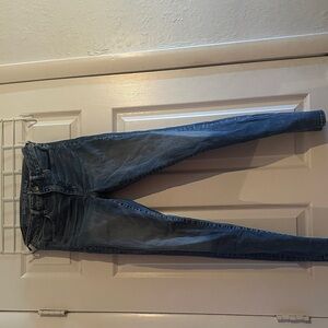 American Eagle Outfitters Hi-Rise Jegging